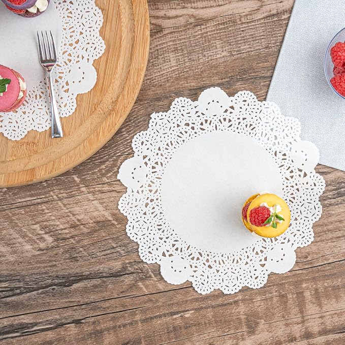 Restaurantware White Paper Doilies 4000 Count 8 x 8 Inch, Disposable, Long Lasting Absorbent Paper Doilies for Tables with Elegant Lace Finish for Pastries, Cupcakes, Cookies and Desserts