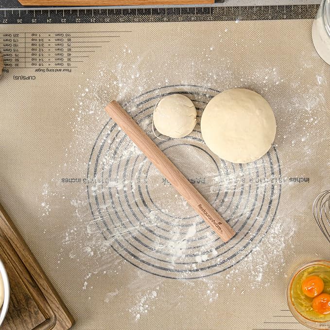 Restaurantware Wood Rolling Pin 1 Count 12 Inches Beech Wood Baking Tool, Dough Roller Handle-Less Pastry Rolling Pin Dowel Design Beige for Professional or Home Bakers