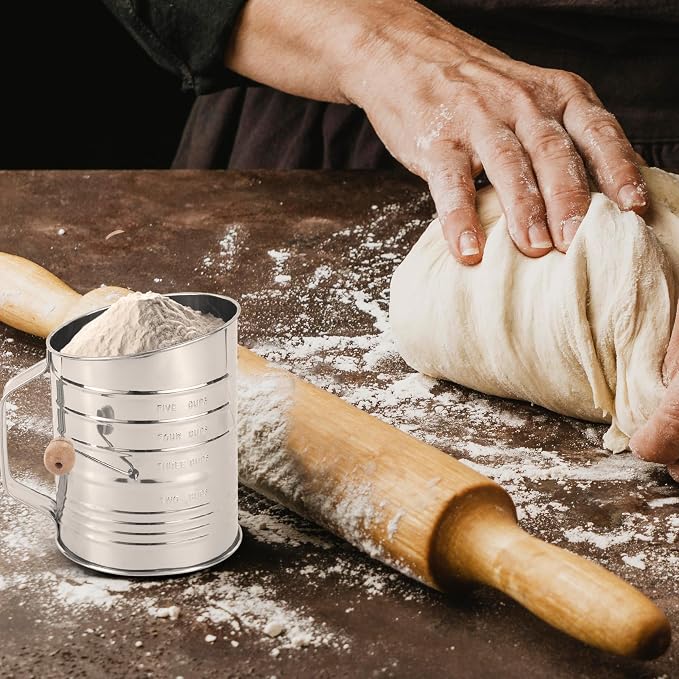 Flour Sifter For Baking, Fine Mesh Hand Crank Flour Sifter With 2 Wire Agitator Loop for Baking Stainless Steel Sifter Powdered Sugar, Large Flour Sifter, Tools (5 Cup Wooden)