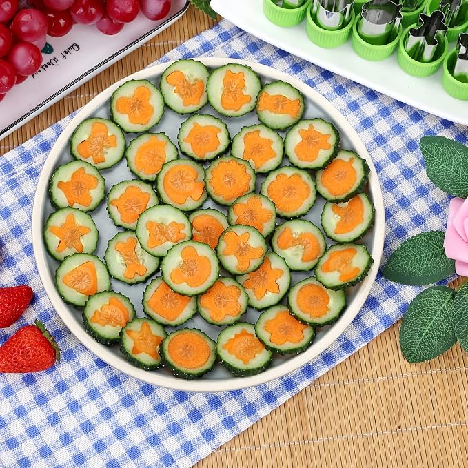 NEW LIVE 35 Pack Cookie Cutters Vegetable Fruit Cutter Shapes Stamps Mold Mini Cookie Cutters