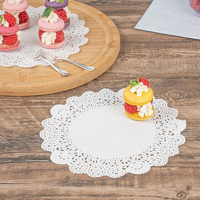 Restaurantware Paper Doilies 100 Pack of 8 Inch Lace Disposable Table Decor White Round Shape Decorative Presentation