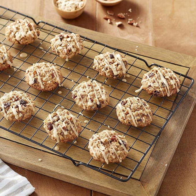 Wilton Gold Premium Non-Stick Warp-Resistant Bakeware, Made without PFAs, Cooling Grid, 16 x 10 in, Packaging May Vary