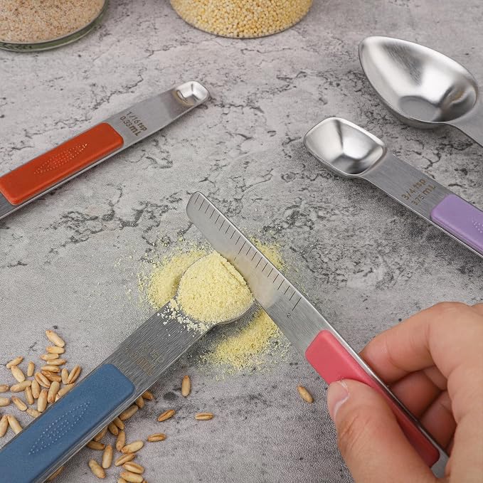 Magnetic Measuring Spoons Set Stainless Steel Double Sided Measuring Spoons with 1 Leveler Measuring Teaspoon Tablespoon for Dry and Liquid Ingredients (5, Multicolor)